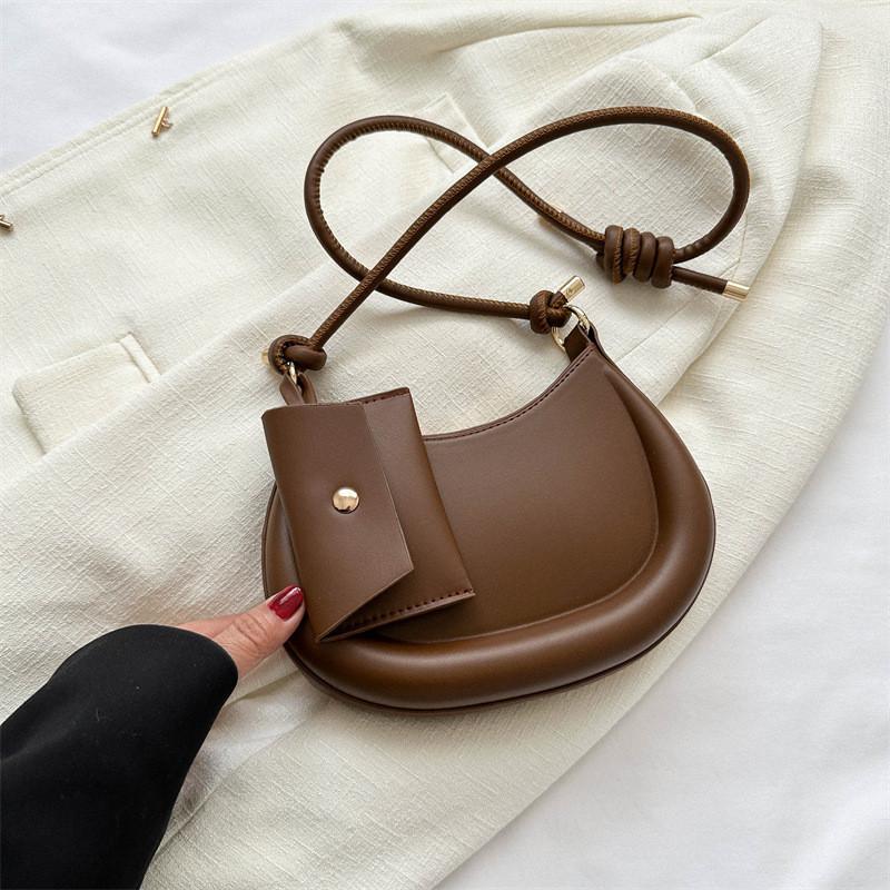 Fashionable New Moon Bag In Multiple Colors Street Style Shoulder Bag With Unique Stitching