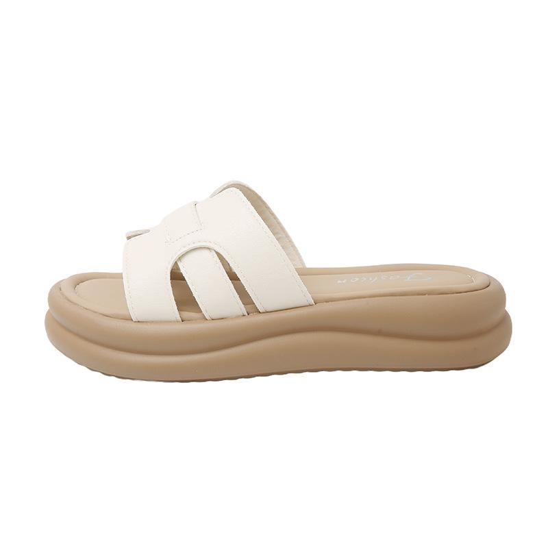 Retro French one-word slippers women's summer wear 2025 new heightening flat-bottomed seaside vacation sandals casual sandals