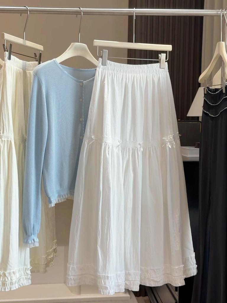 Women's A-line White Cake Skirt with Bowknot and Wood Ear Edge, Spring 2026 Collection - Mid-length, Loose, Slimming, Large Hem.