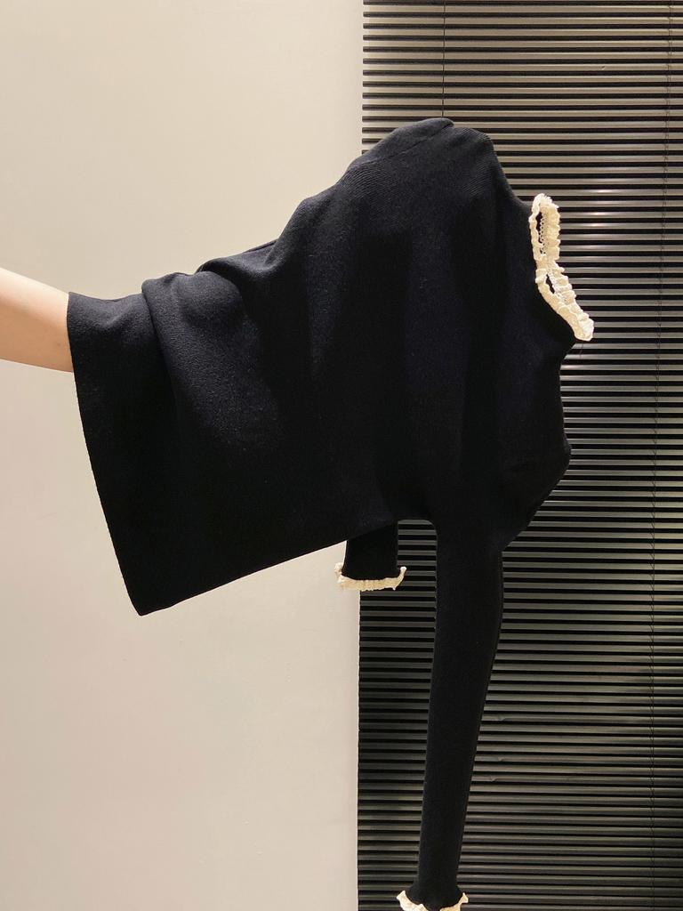 Semi-turtleneck Front Shoulder Long-sleeved Knitted Sweater Women's Autumn and Winter Lace Splicing Bottoming Shirt, Thin and High-end Inner Top