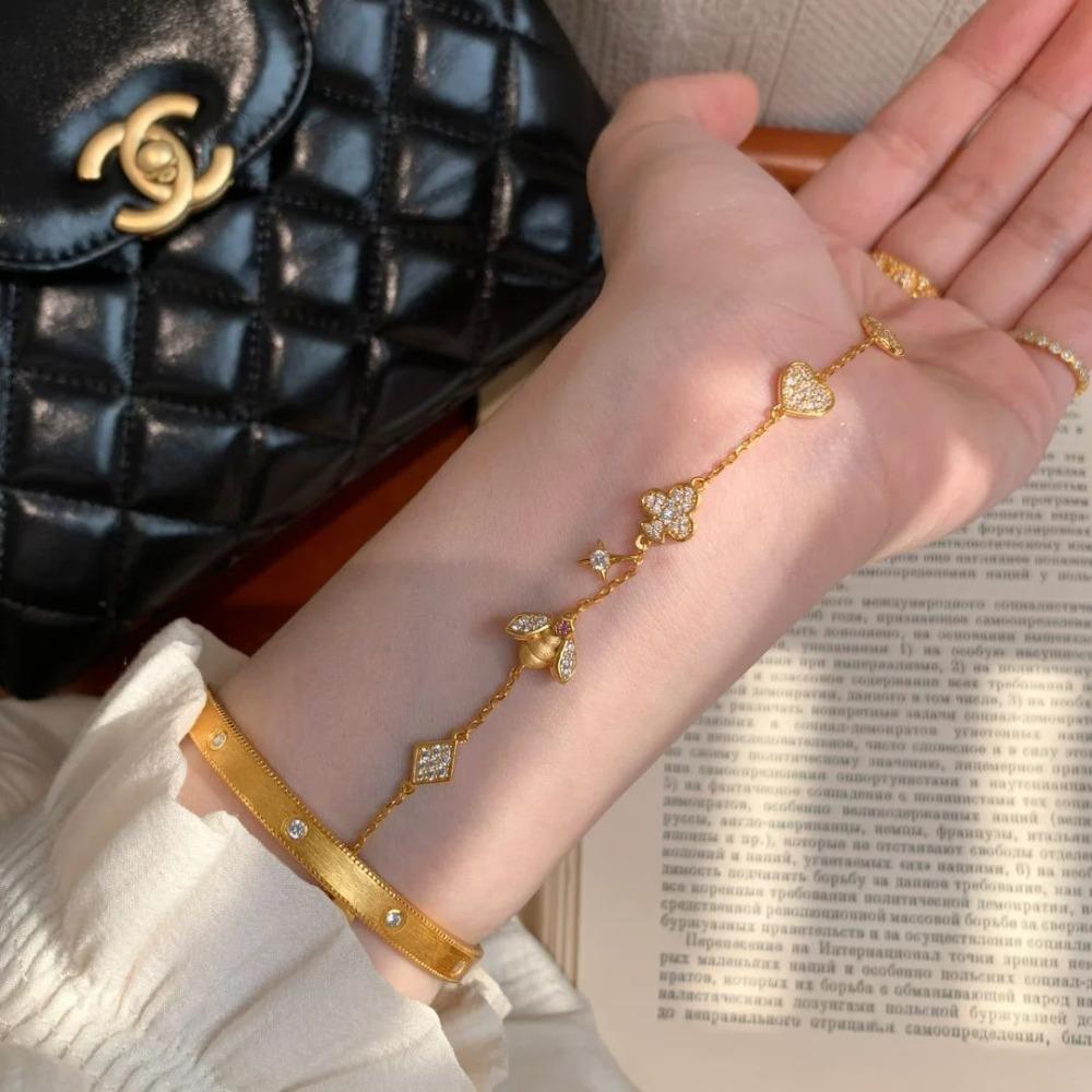 Women Jewelry Set Italian Crafted Bee Necklace Diamond Heart Bracelet Pink Gem Ring Earrings Fashion Accessories