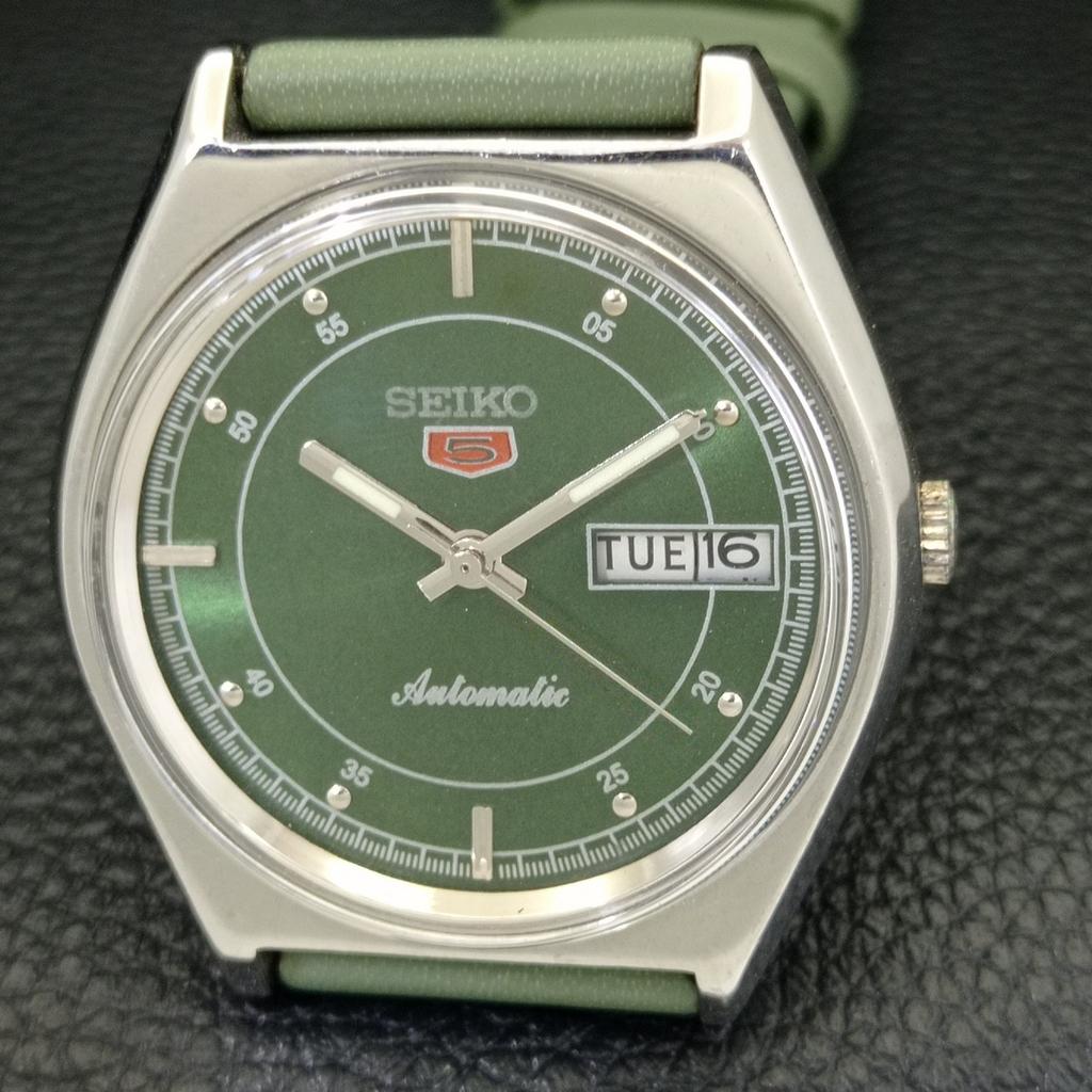 AUTOMATIC VINTAGE SEIKO 5 JAPAN 6309A MENS GREEN COLOR DIAL WATCH A701375-5 R206a-a701375