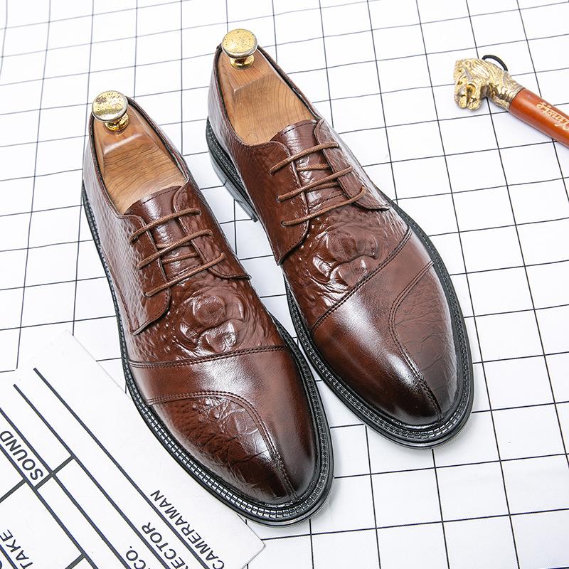 

Men s shoes fashion business dress leather shoes trend crocodile pattern men s casual shoes Korean version retro pointed leather shoes 38