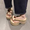 Versatile Thick Bottom Flip-flops Women 2025 New Summer Wear Internet Celebrities Cute Cartoon Height Women Cool Slippers