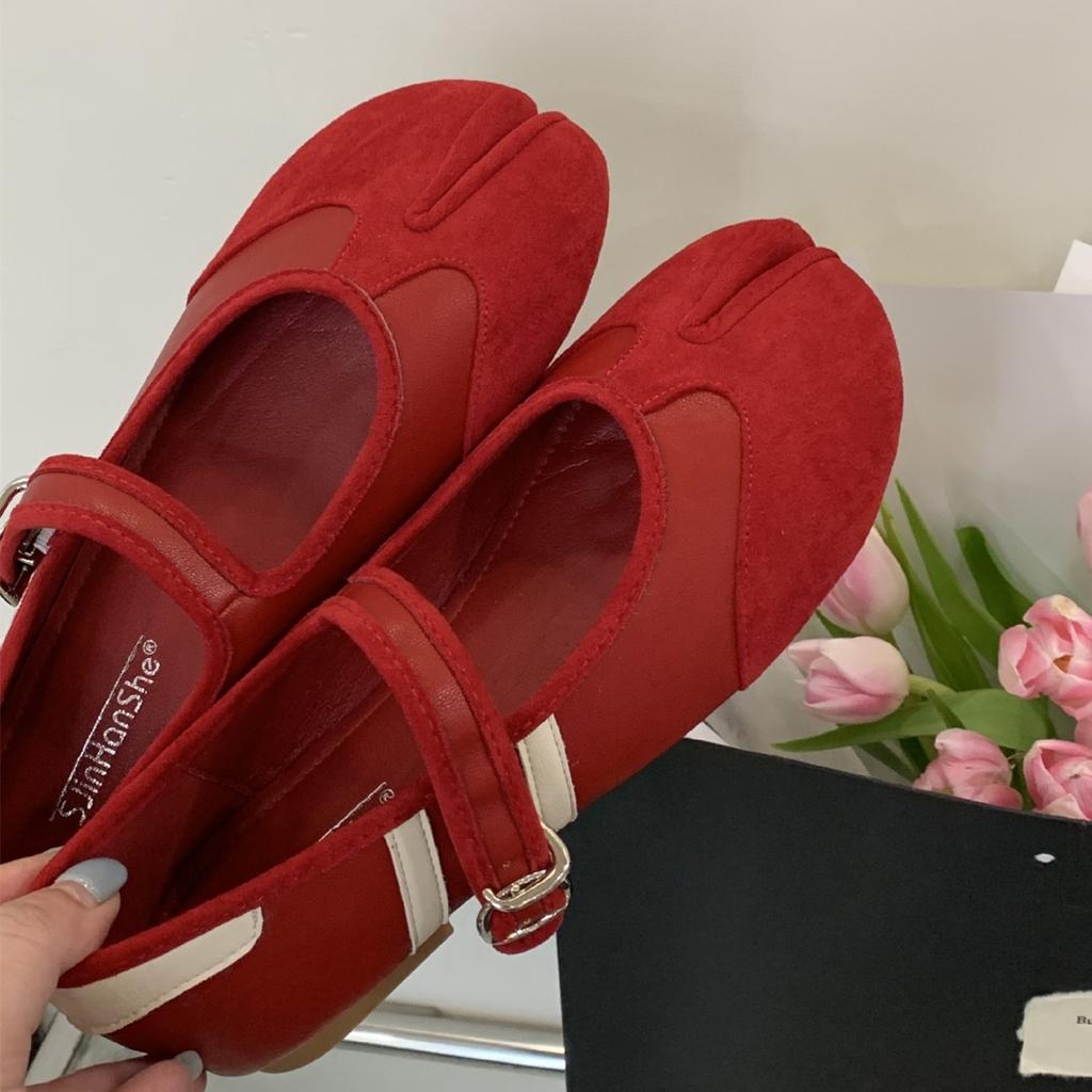 IPPEUM Women Tabis Mary Janes Shoes 2025 New Black Red Split Toe Ballet Flats Buckle Ballerina Shoes