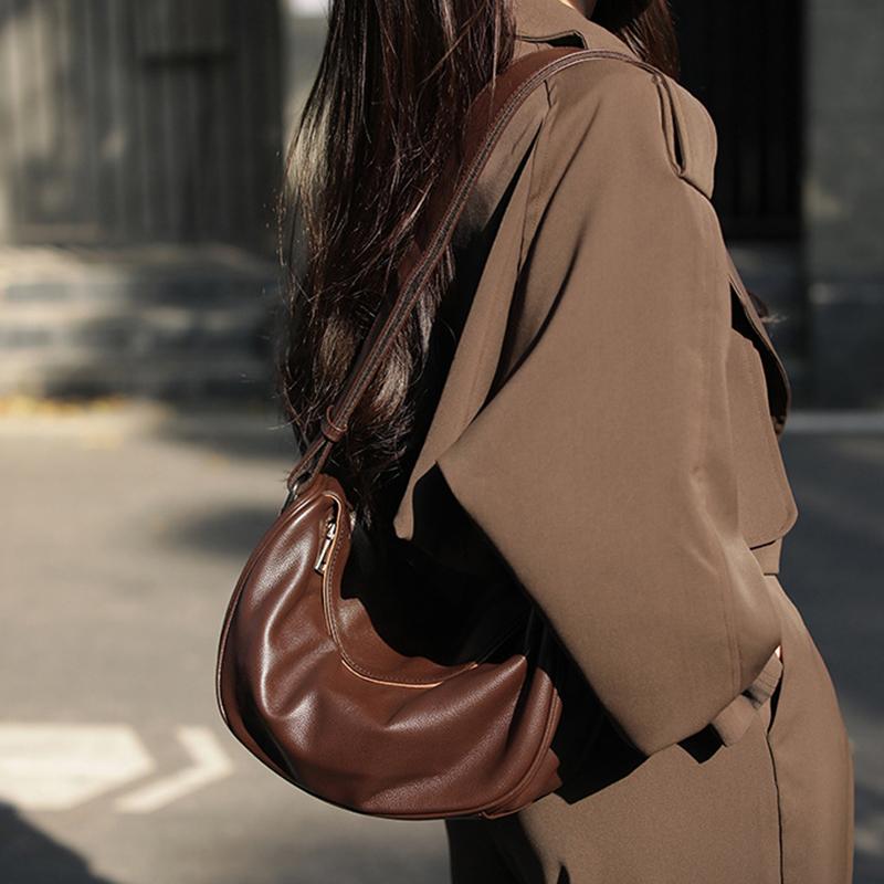 Универсальная мягкая сумка на плечо из натуральной кожи для женщин — фото 13