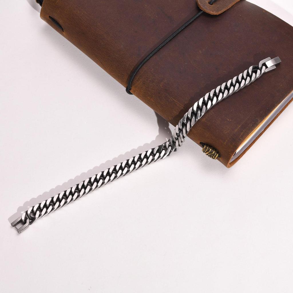 Bracelet Chaîne Cubaine Rétro en Acier Inoxydable pour Homme - Accessoire de Mode Tendance Hip-Hop (BR-475)