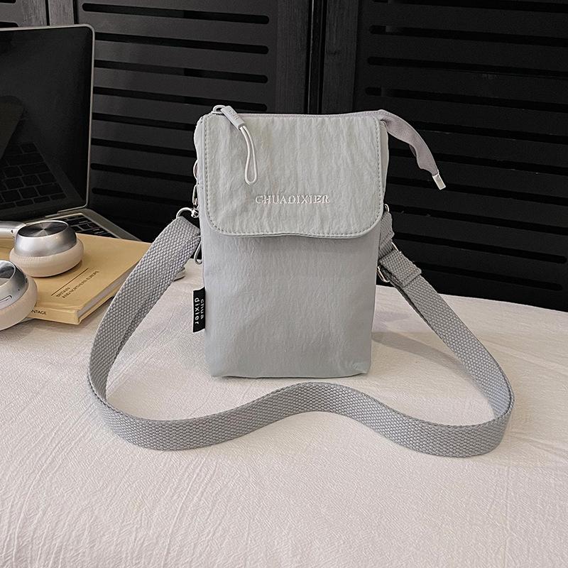 Eine Nischen-Design, Lässige und Hochwertige Tasche, Eine Modische Kleine Quadratische Tasche für Damen, und Eine Einzel-Schulter-Crossbody-Tasche