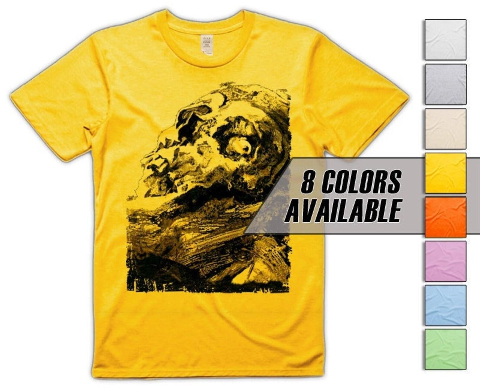 The Whisperer in Darkness V4 (Lovecraft) Men s T-Shirt all sizes S-5XL 8 Colors available M