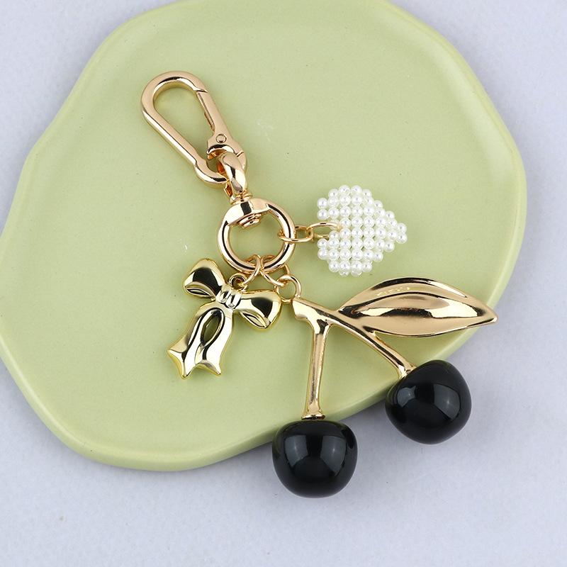 

Metal Bow Red Cherry Keychain Summer Fruits Cherries Pearl Heart Pendant Keyring For Women Men Jewelry Bag Key Accessories Gift