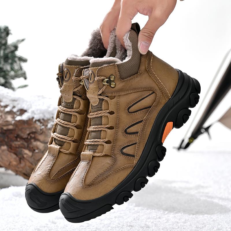 Fashion Golden Sapling Outdoor Dersert Boots for Men Retro Genuine Leather Boot Winter Thickten Warm Male Climbing Shoes Wear-resisten