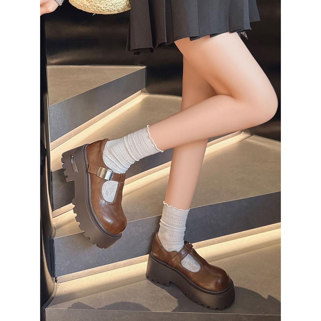 Black British style platform small leather shoes 2026 spring height increase with skirt retro loafer single shoes
