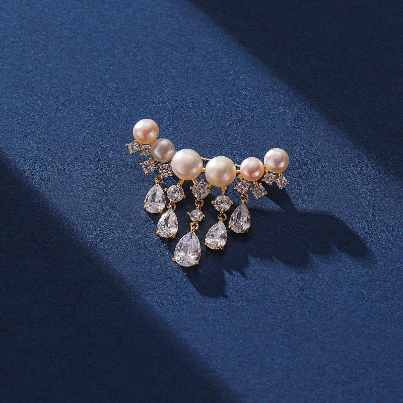 Snowflake & Butterfly Zircon Brooch with Freshwater Pearl for Women's Korean Style Suit Coat
