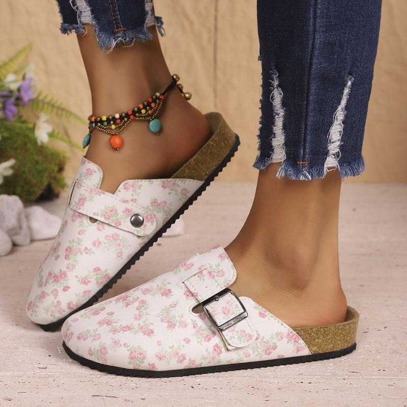 New Women's Shoes with Thick Soles and Flat Sandals, Featuring A Large Toe Cap and Half-slipper