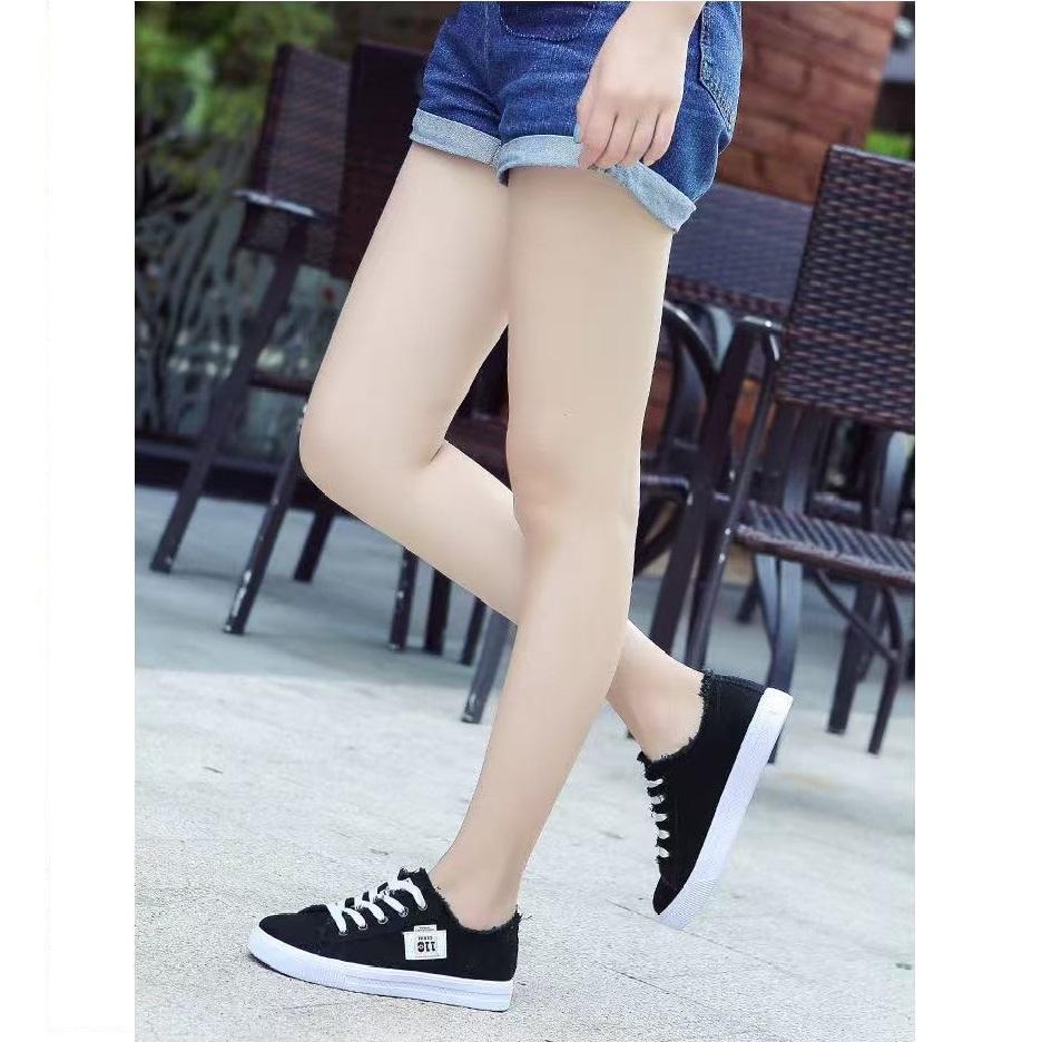 Sapatos Brancos Pequenos, Sapatos de Lona Femininos de Primavera e Verão, Sapatos Casuais Versáteis de Sola Reta para Estudantes, Nicho