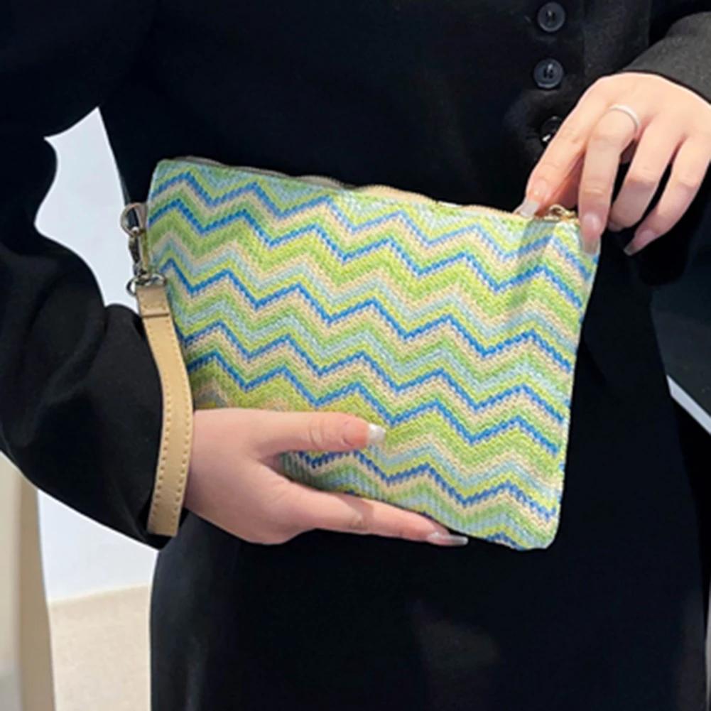 2025 Summer Straw Clutch Purse Bohemian Colorful Striped Wristlet Bag Hand-Woven Chic Hobo Bag Women's Retro Chain Crossbody Bag