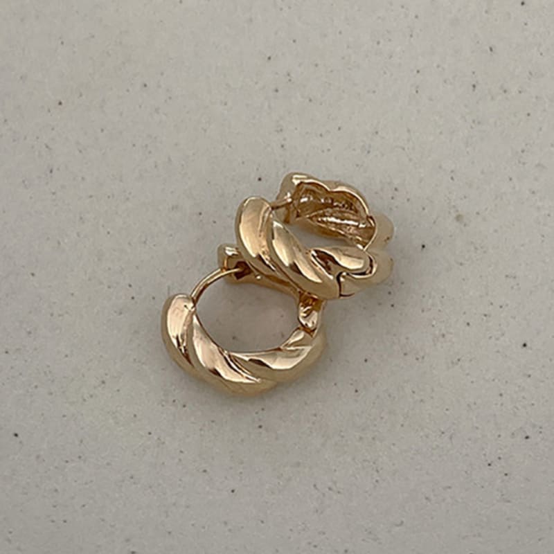 OUI SAY YES! Twisted Bold Earring_ER601