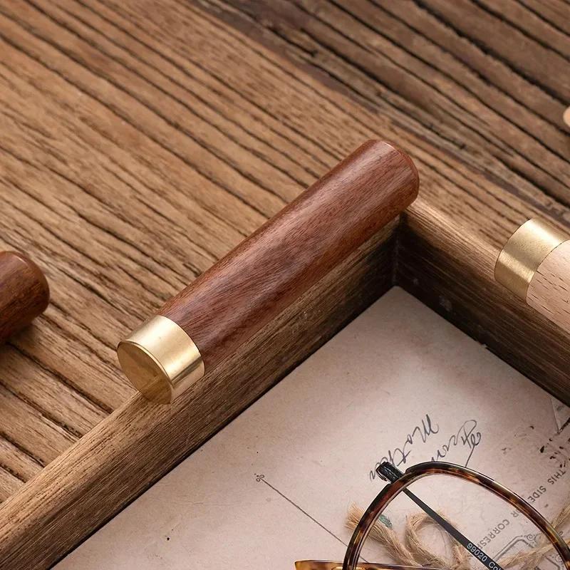 1 Stück Birnenholz Buche Zahnstocherhalter Tragbarer Holz Nadelhalter Heim Sticknadelhalter Handwerk Geschenk Dekoration