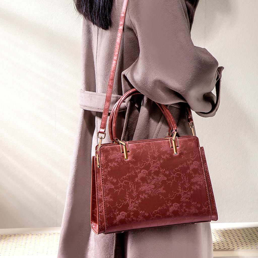 New Chinese Mother'S Day Send Mom Wedding Bag Bridal Bag High-End Atmospheric Embroidery Medium And Niche Women'S Bag