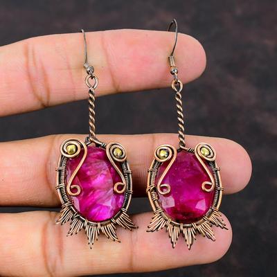 Orecchino Rubino Kashmir Sfaccettato Avvolto in Filo di Rame Orecchini con Pietra Preziosa Fatti a Mano Gioielli Rubino Kashmir Regalo per la Mamma Orecchino Elegante Gioielli in Rame