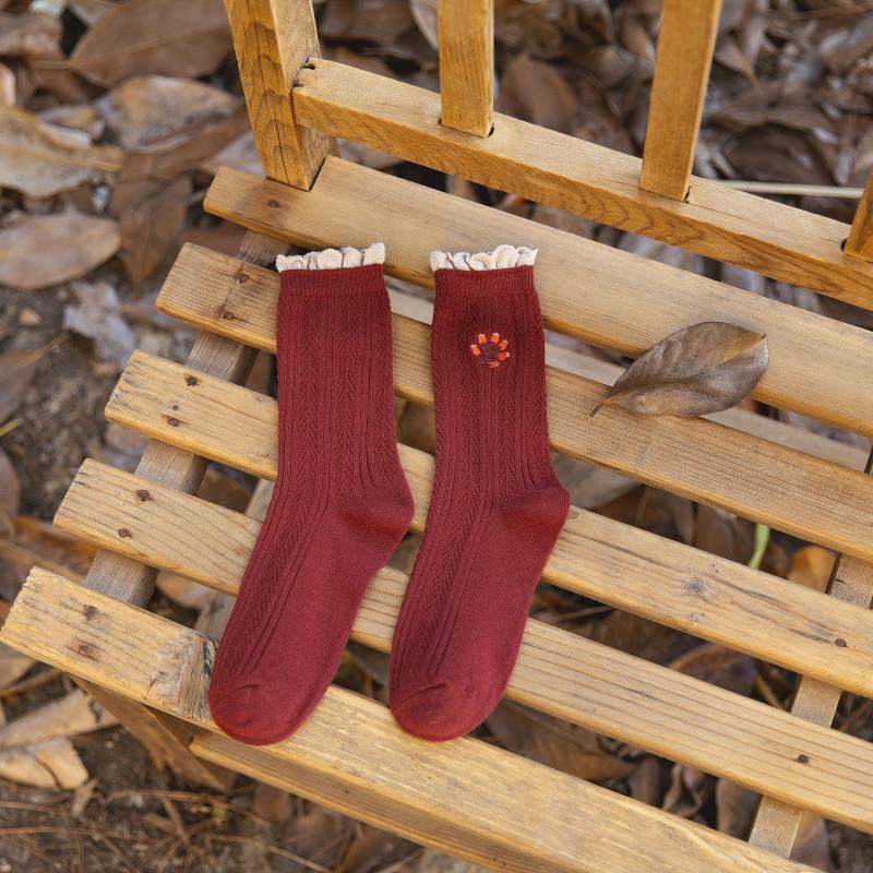 Flower Embroidered Middle Tube Socks Women Autumn Winter Fashion Harajuku Vintage Cotton Long Socks Japanese Kawaii Ruffle Socks