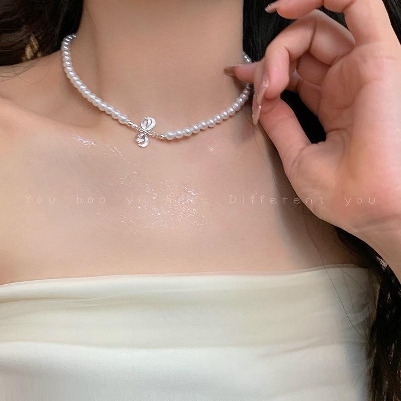 Personalized versatile imitation pearl neck chain women's fashion new collarbone chain high-end necklace women's accessories