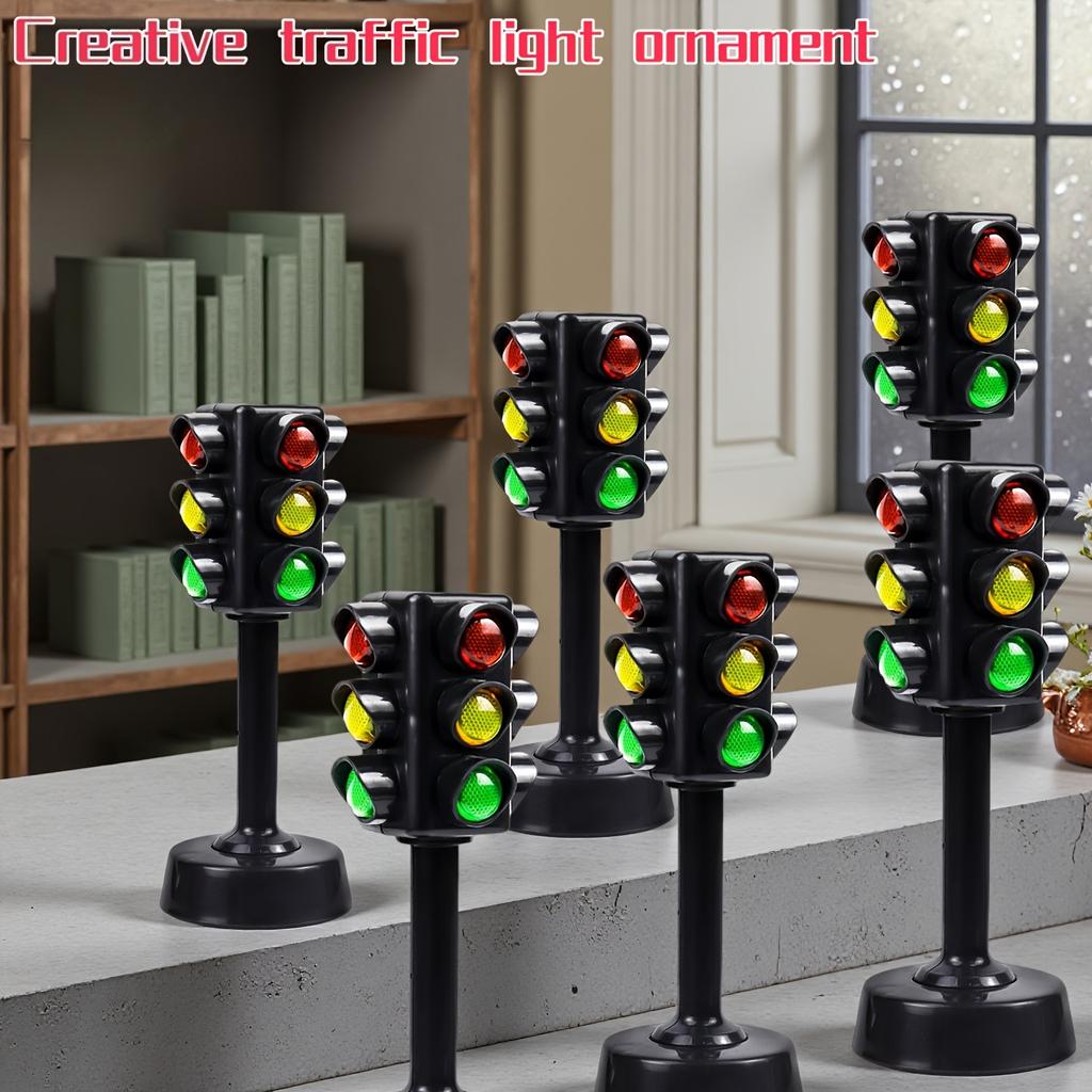 2pcs Set of Creative Household Traffic Light Lighthouse Models, Non-electric Style. Suitable As Home Desktop Ornaments