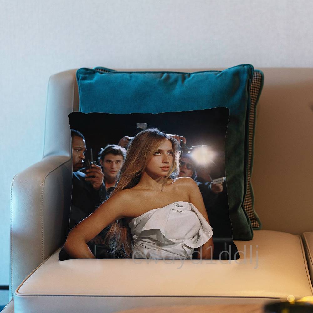 T-Tate M-Mcrae So Close To What Pillowcases Cute Funny Pillow Case For Wedding Party Home Decor Comfy Pillow Cover