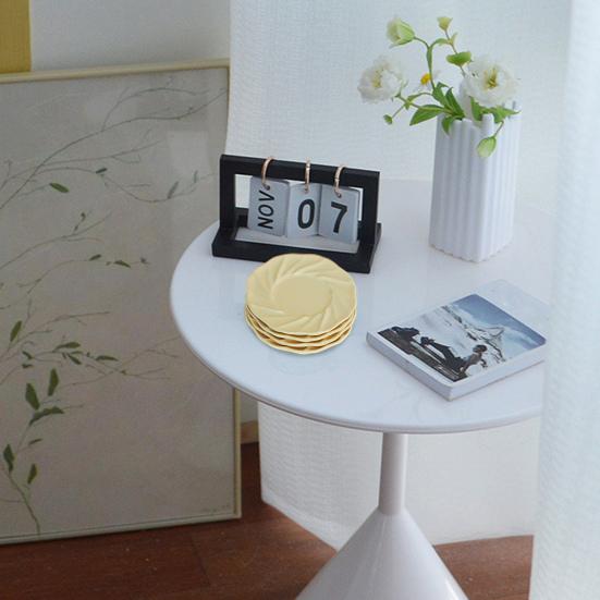 4 szt. talerzy do domku dla lalek, wykonanie precyzyjne, miniaturowe talerze, naczynia kuchenne do serwowania akcesoriów do domku dla lalek