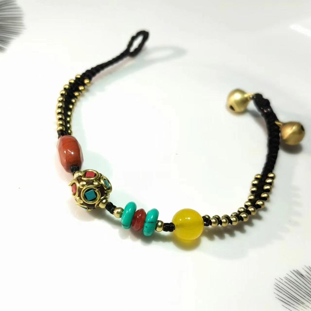 Handmade Chinese Retro Beaded Bracelet: Versatile Ethnic Style for Couples & Friends