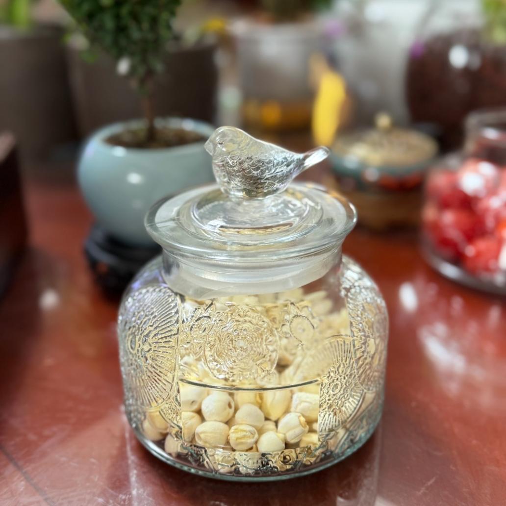 

Vintage Carved Begonia Pattern Glass Sealed Jar Storage Jar Kitchen Household Dried Fruit Candy Snacks Tea Storage Storage Jars