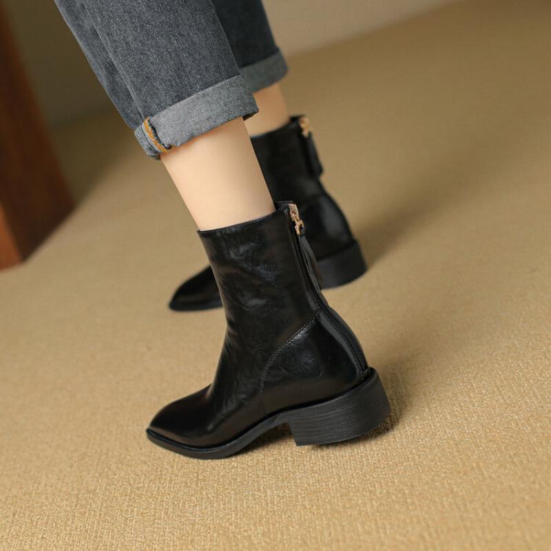 Korean version of the new square head Martin boots women's rubber sole large size leather boots with comfortable rear zipper autumn and winte