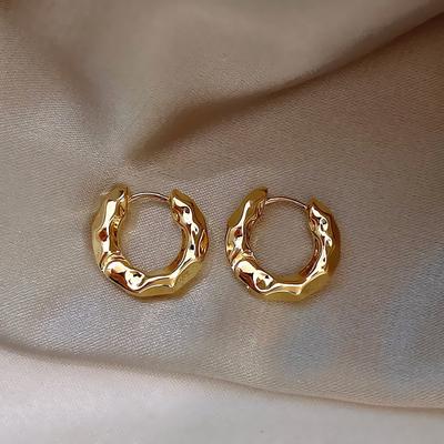 New Temperament Smooth Metal U-shaped Earrings Geometric Oval Earrings Retro European and American Women's Earrings Accessories