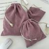 Einfarbige Kordelzug-Kosmetiktaschen aus Corduroy Weihnachtsgeschenkverpackung Aufbewahrungstasche Reise-Kosmetik-Lippenstift-Make-up-Organizer-Beutel