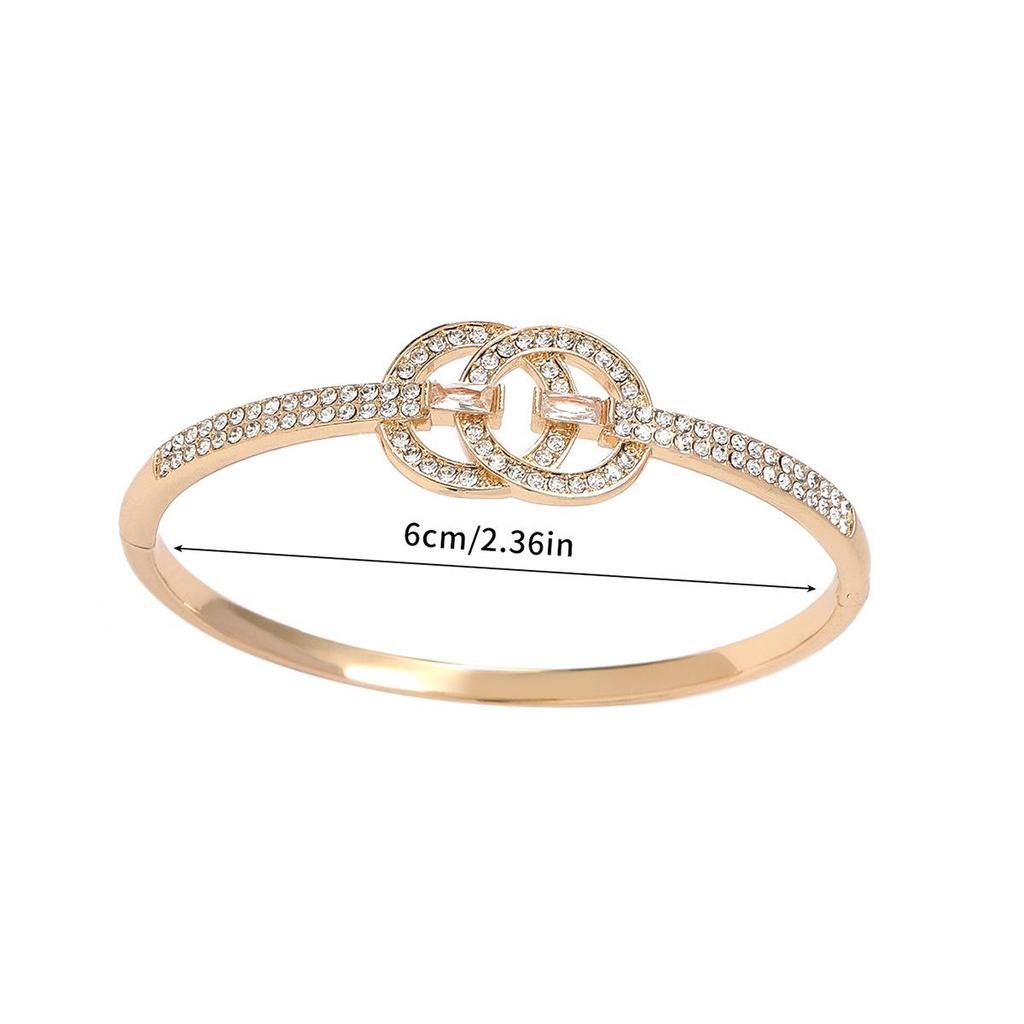 Korean Rhinestone Double Ring Bracelet - Elegant Women's Jewelry for Banquets, Handcrafted High-End Gift, Fresh European & American Style.