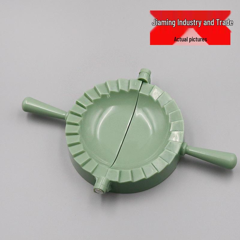 

Очень большая форма для лепки пельменей и эмпанада ручной работы