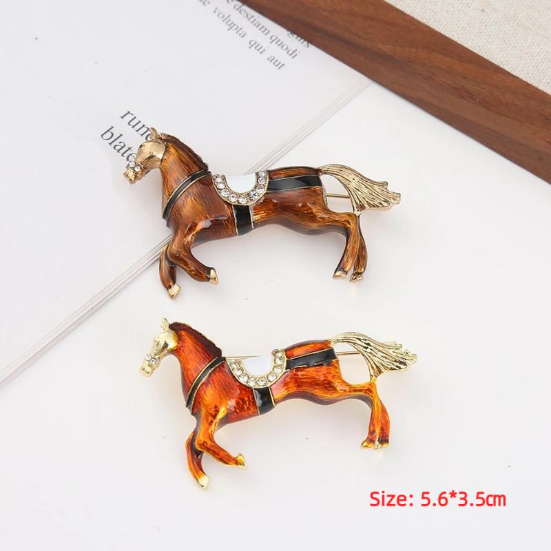 New Classic Rhinestone Horse Brooches For Women Zodiac Animal Lapel Pins Casual Party Accessories Year Of The Horse Jewelry Gift