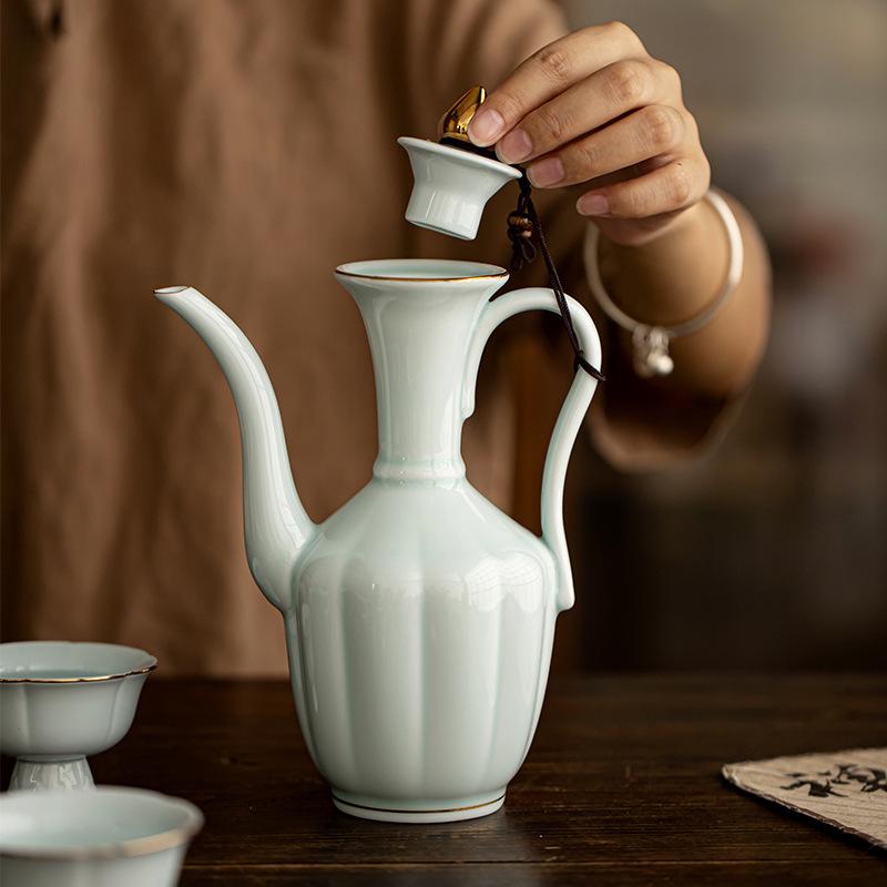 Song Dynasty Style Ceramic Wine Pot Chinese Tea Handheld Jug Home Liquor Dispenser Tall Wine Cup