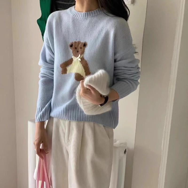 Crew neck cartoon bear jacquard versatile knitted sweater autumn and winter new loose small pullover sweater women