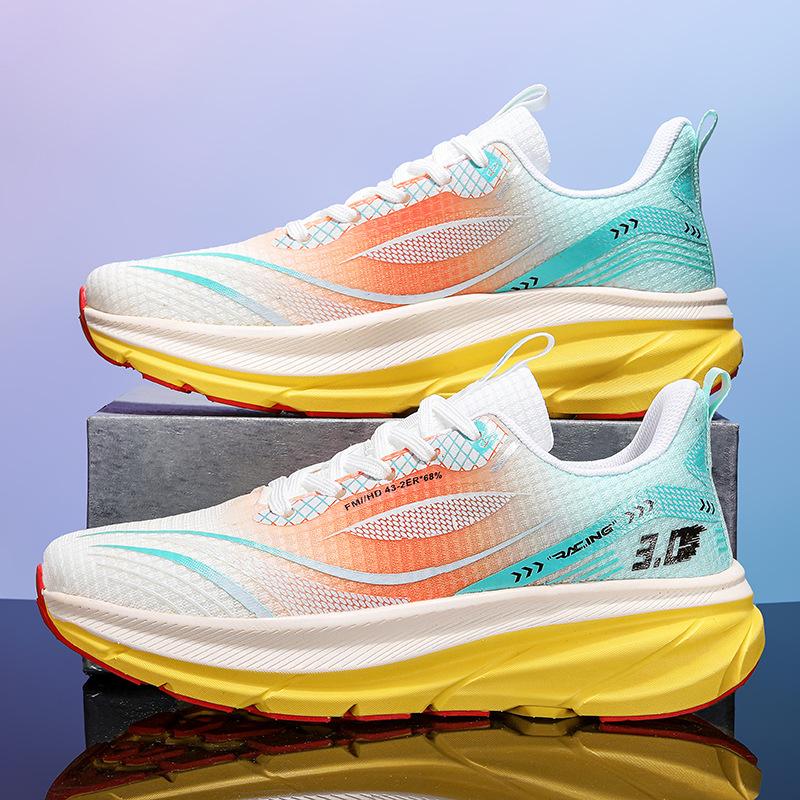 New summer and autumn new ultra-light running shoes sports shoes breathable shock-absorbing soft-soled student shoes lightweight running shoes men's