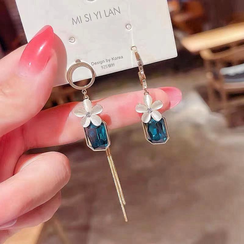 Premium Design Niche Temperament Stud Earrings Women's Blue Earrings 925 Silver Exquisite Light Luxury Versatile Earrings