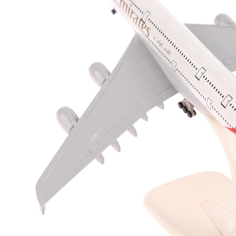 20cm 1:400 Flugzeugmodell Emirates Airbus A380 Metallreplika Legierungsmaterial Luftfahrtsimulation Kinder Jungen Geschenk