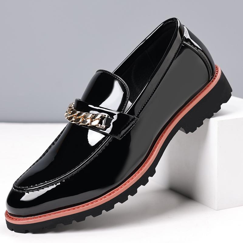 Big Size New Shoes for Men Patent Leather Dress Shoes Fashion Pointed Toe Thick-soled Business Casual Shoes