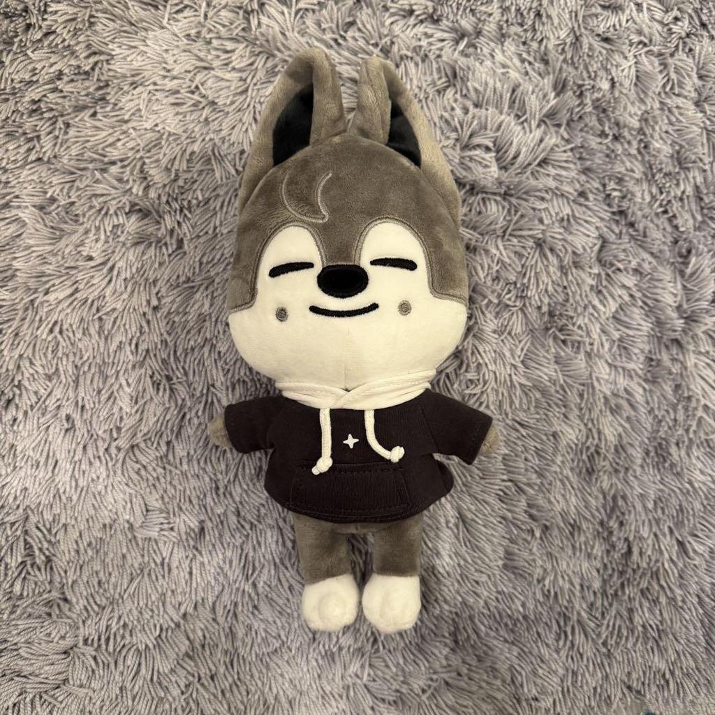 [USED] Straykids Official Wolfchan Original Plush Toy