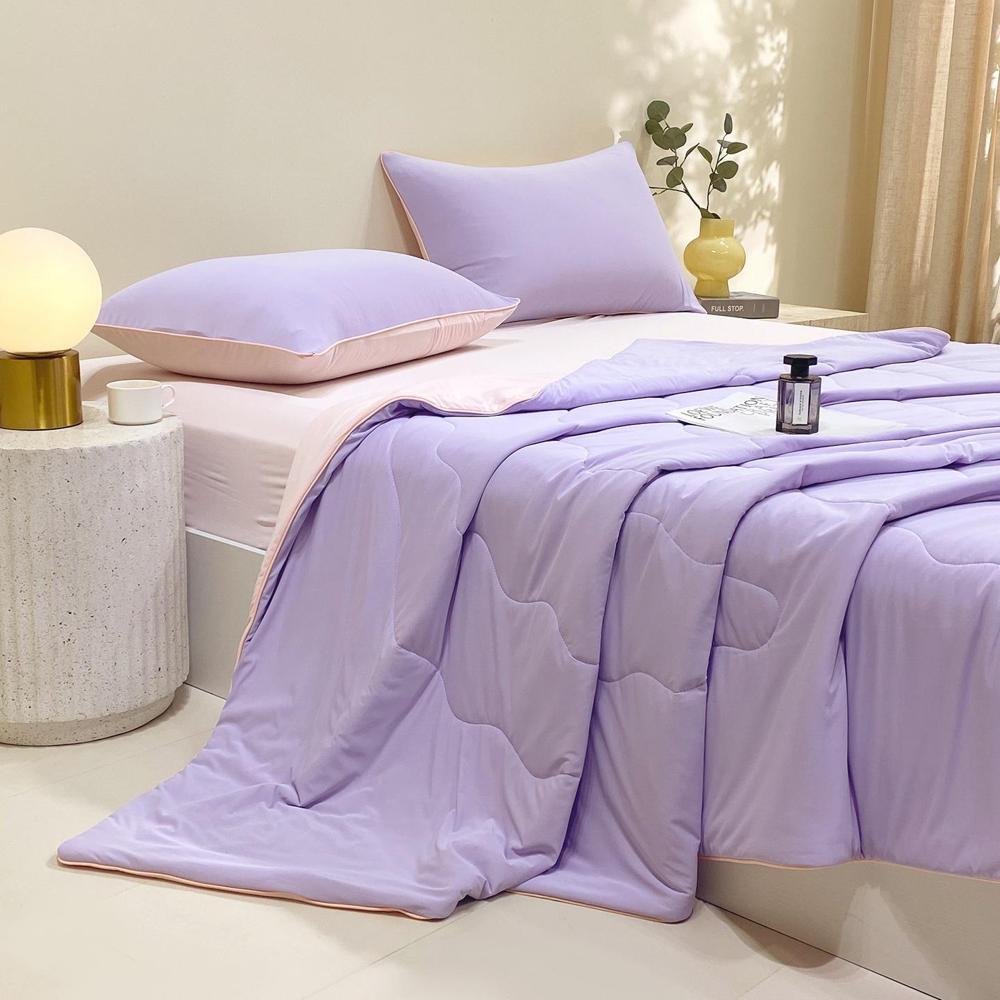 

A-Class Light Luxury Cooling Quilt - Black Technology, Machine Washable, Summer Quilt, Air Conditioning Compatible 150x200cm Single