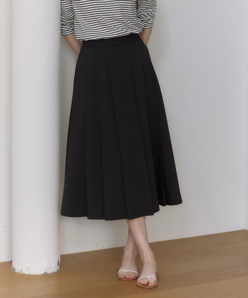 Our Hope Jane Pleated Long Skirt - Black