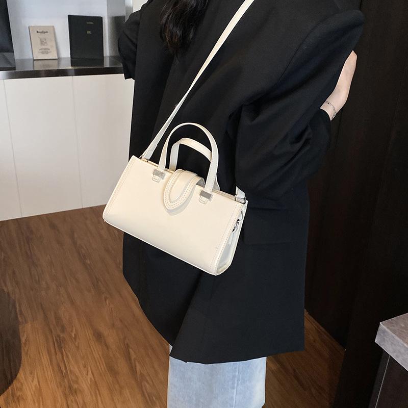 New Fashion Handbag Women's Commuter Shoulder Messenger Bag