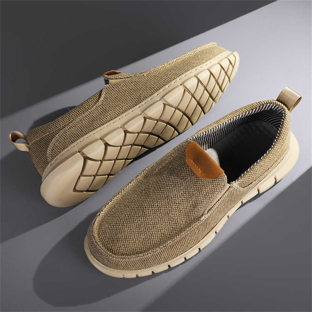 Fashion Super Lightweight 40-46 Exercise Heels Black Dress Shoes For Men Dress Loafers Sneakers Sports Designer Technology