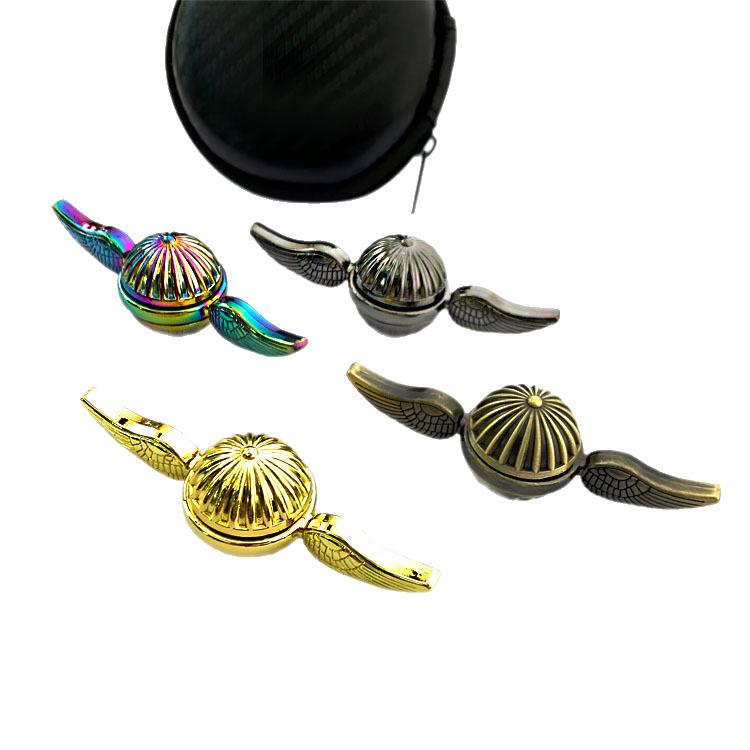 Golden Snitch Spiral Decompression Toy: Mechanical Finger Spinner with Angel Wings
