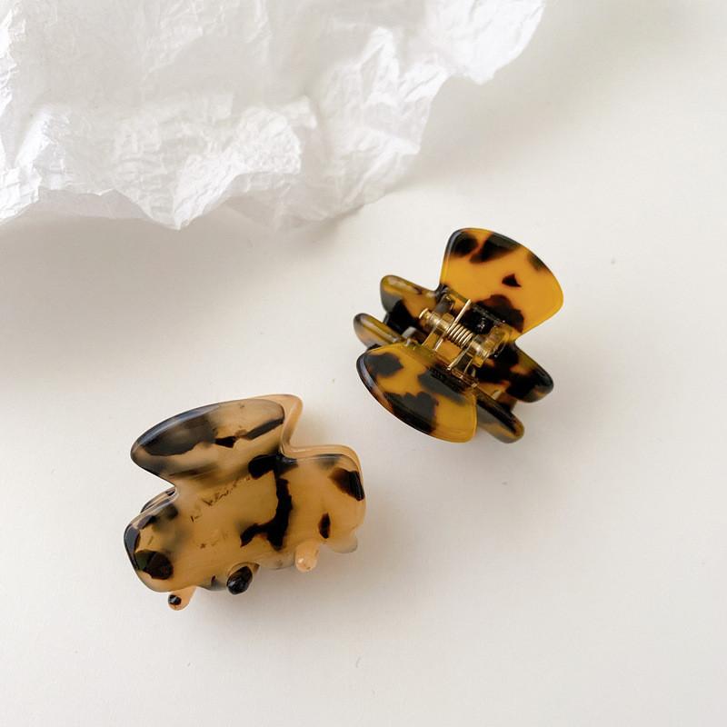 Stylish Vintage Mini Hair Claw Clip In Floral Blue Geometric Design For Ladies